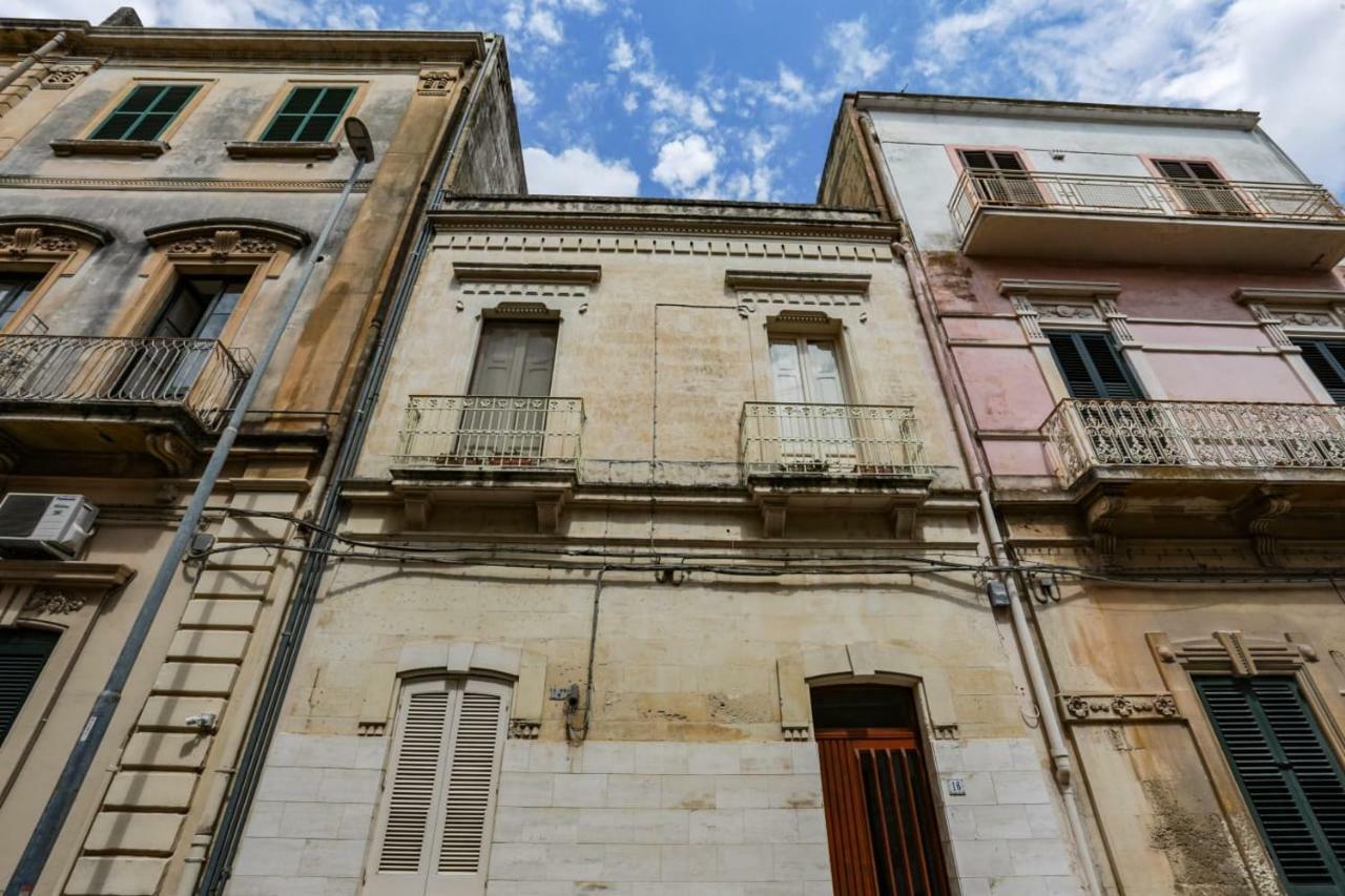 Palazzo Candido Suites & Apartments - Sit Apartment Λέτσε Εξωτερικό φωτογραφία