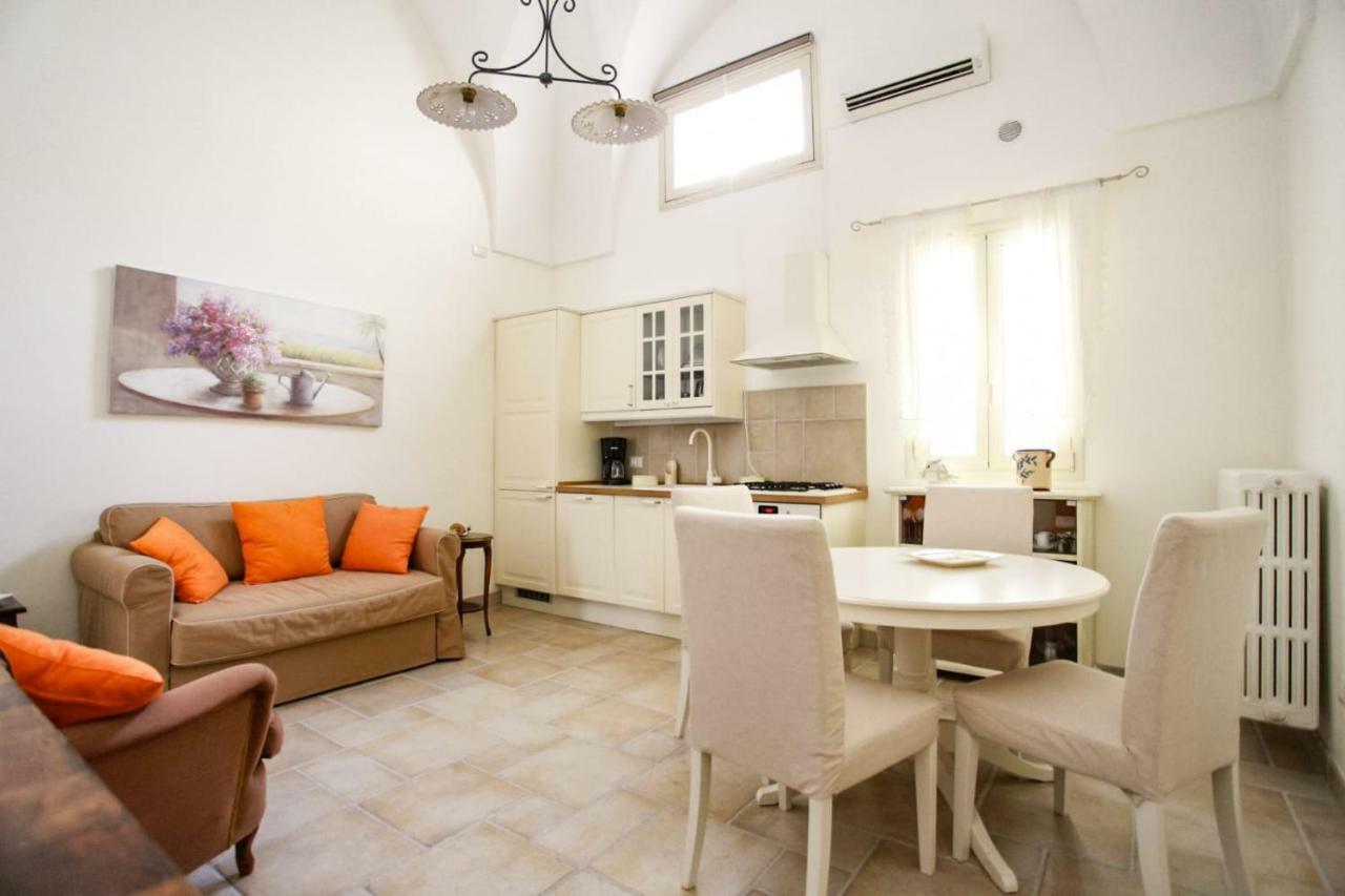 Palazzo Candido Suites & Apartments - Sit Apartment Λέτσε Εξωτερικό φωτογραφία